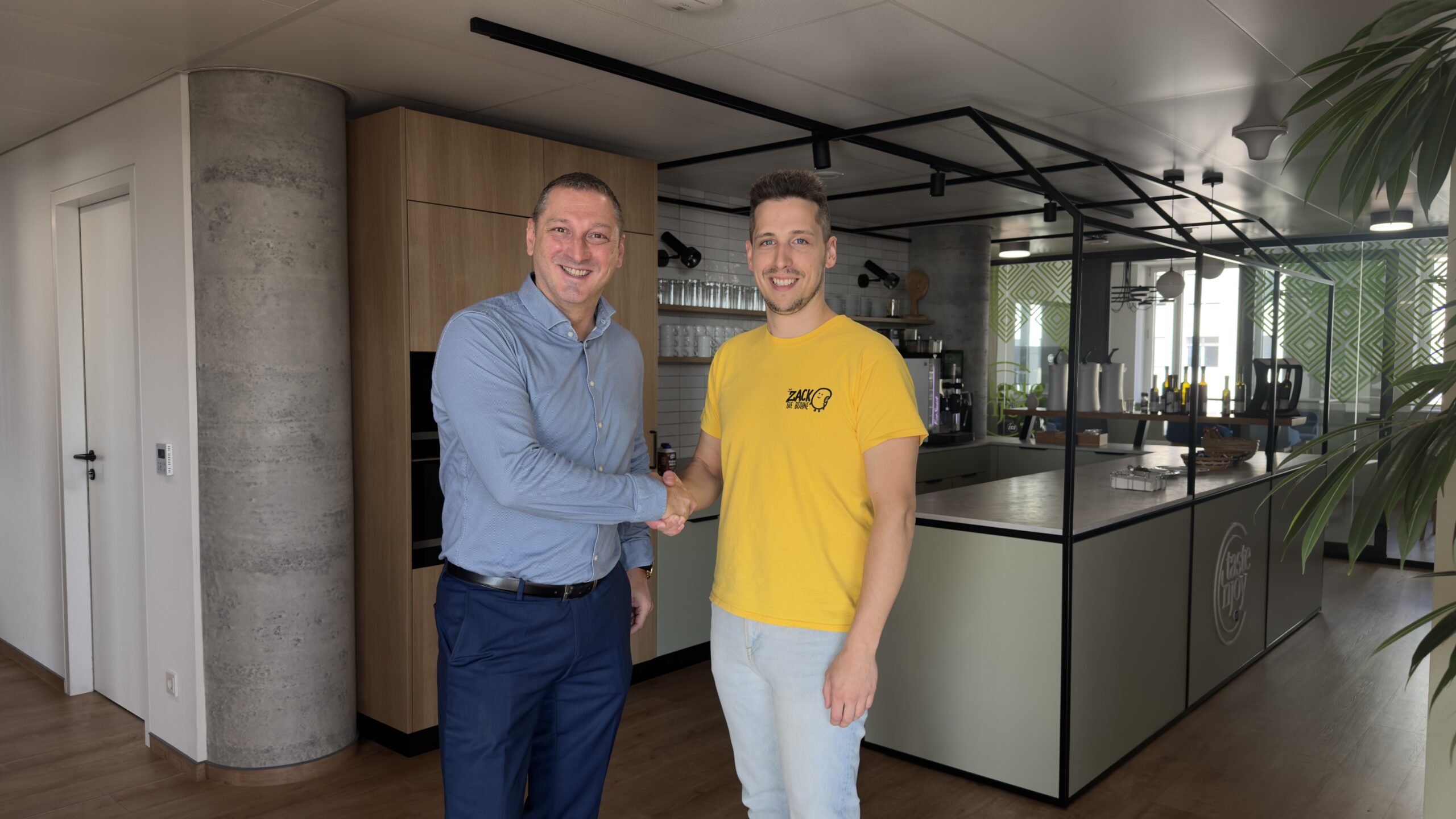 Zack die Bohne und ISS Österreich